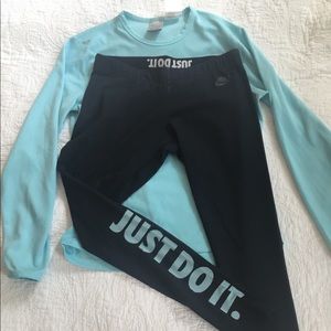 Nike dri-fit longsleeve + elastic workout leggings